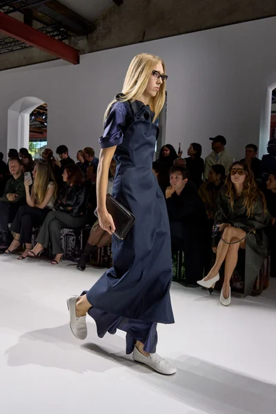 Look 66